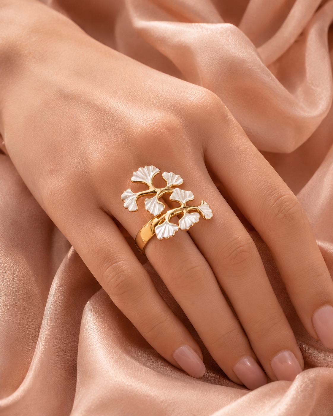 Luxe in Bloom Ginkgo Leaf Ring